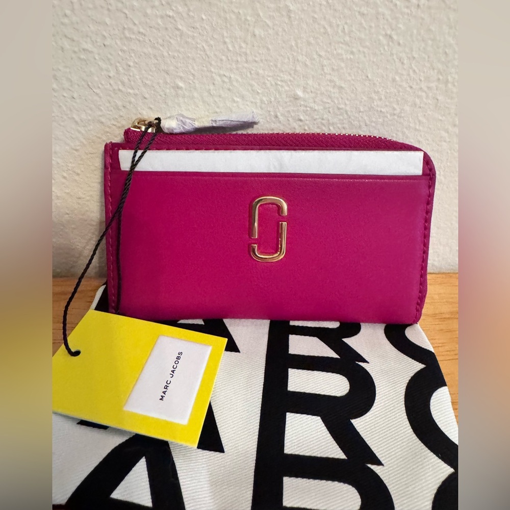 NWT Marc Jacobs Lipstick pink The J Marc Top Zip Multi Wallet